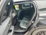 Volvo V60 2020 Musta