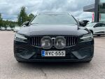 Volvo V60 2020 Musta