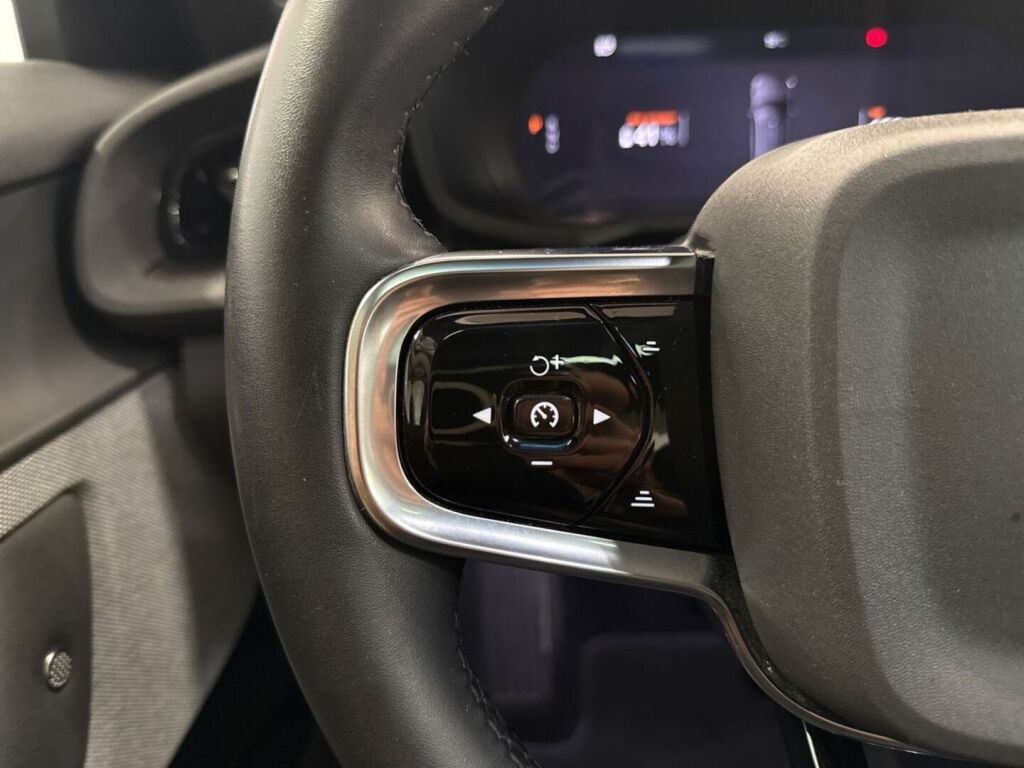 Polestar 2 2022 Harmaa