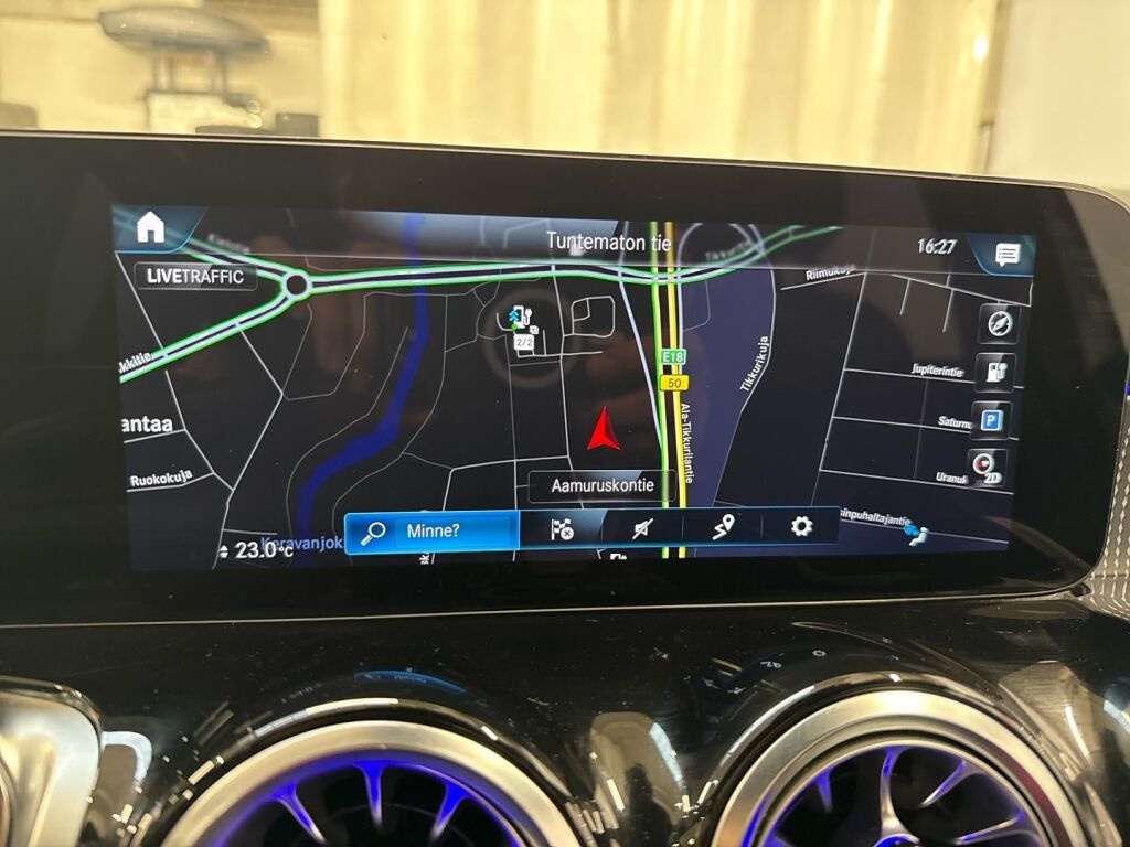 Mercedes-Benz EQB 2023 Valkoinen