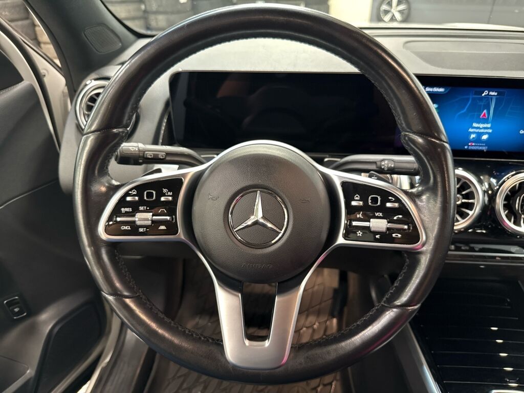 Mercedes-Benz EQB 2023 Valkoinen