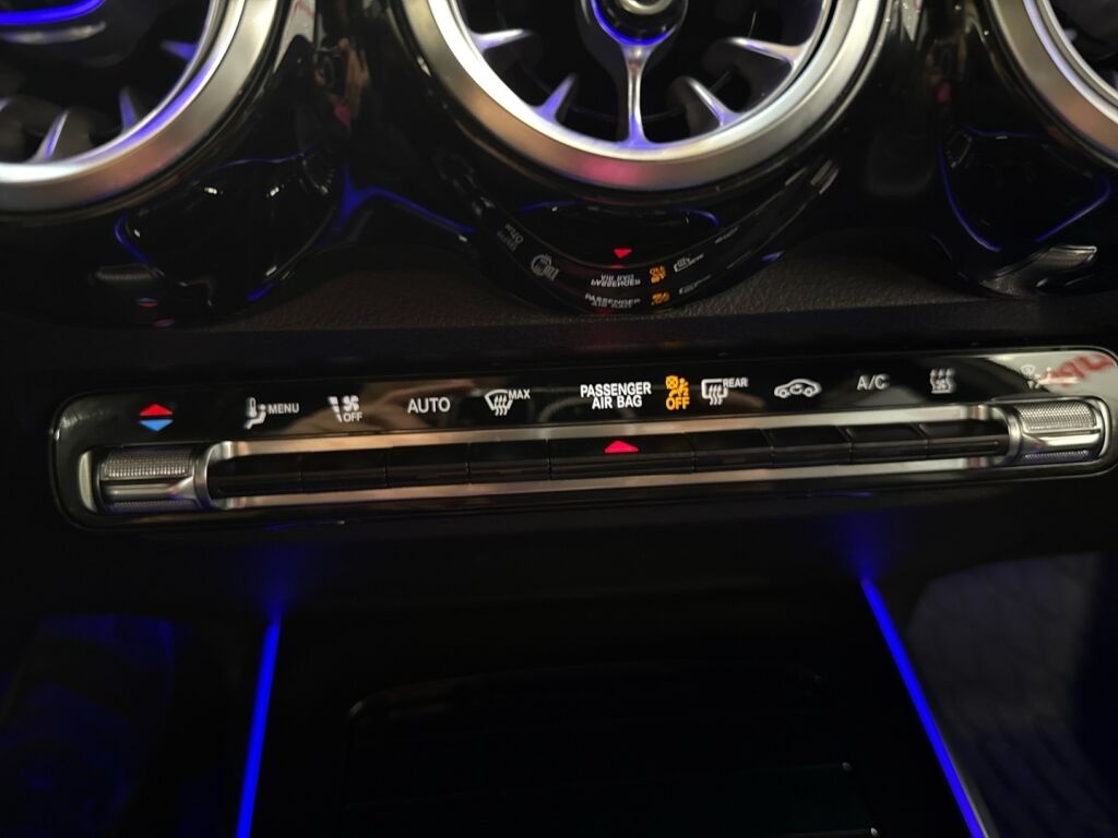 Mercedes-Benz EQB 2023 Valkoinen