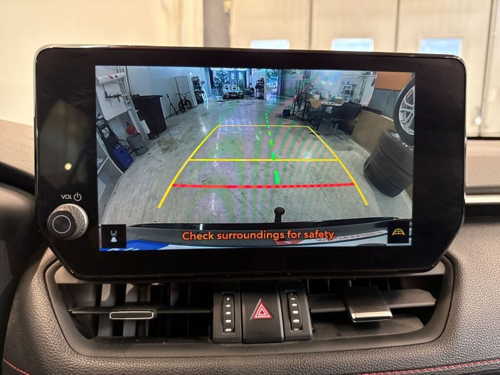 Toyota RAV4 Plug-in 2023 Musta