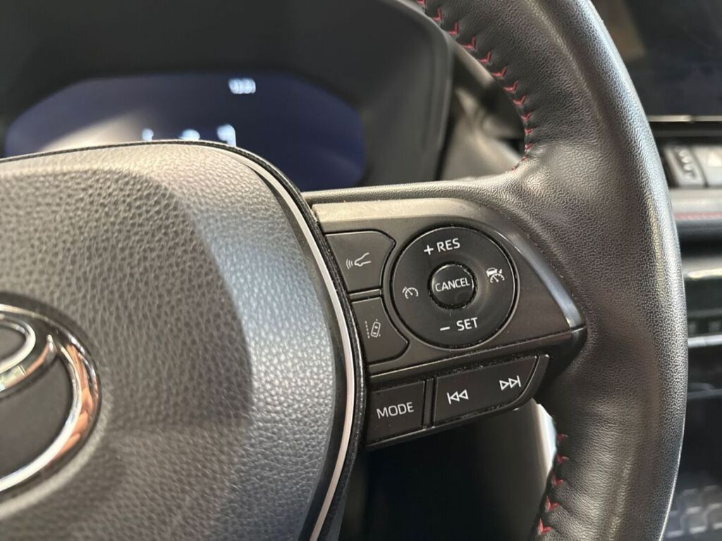 Toyota RAV4 Plug-in 2023 Musta