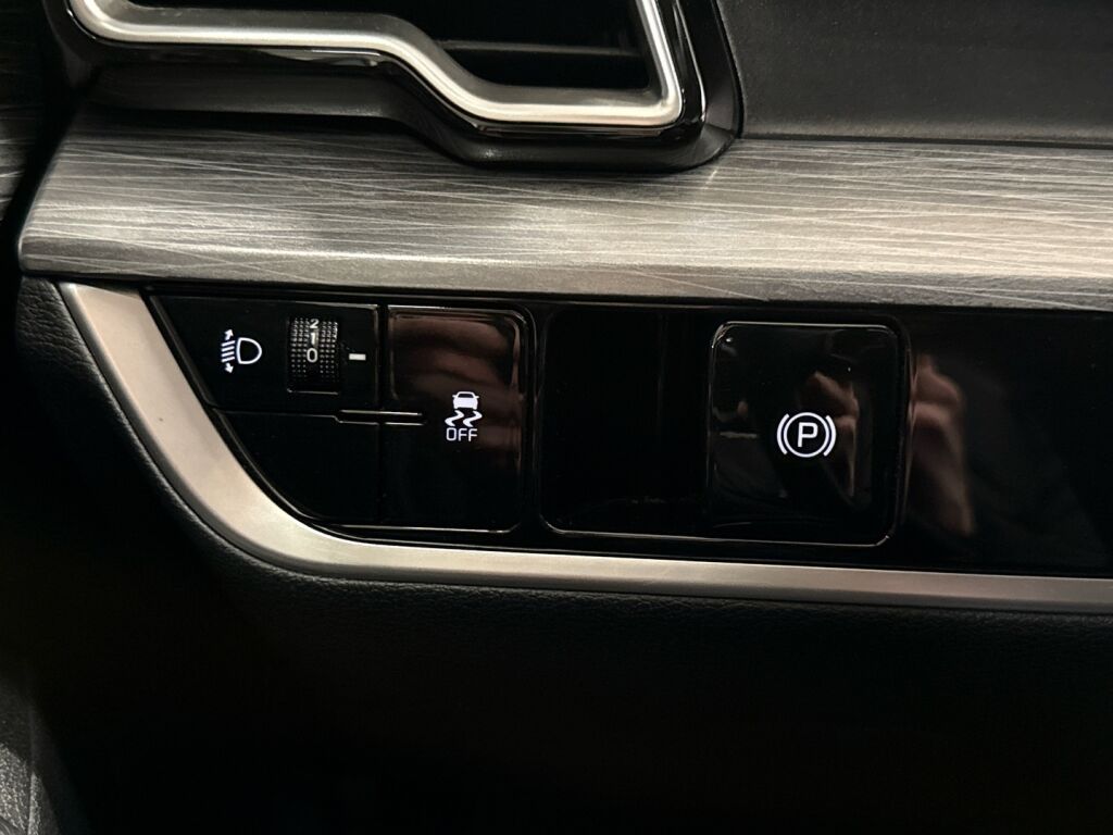 Kia Sportage 2023 Valkoinen