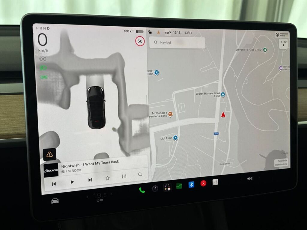 Tesla Model Y 2023 Musta