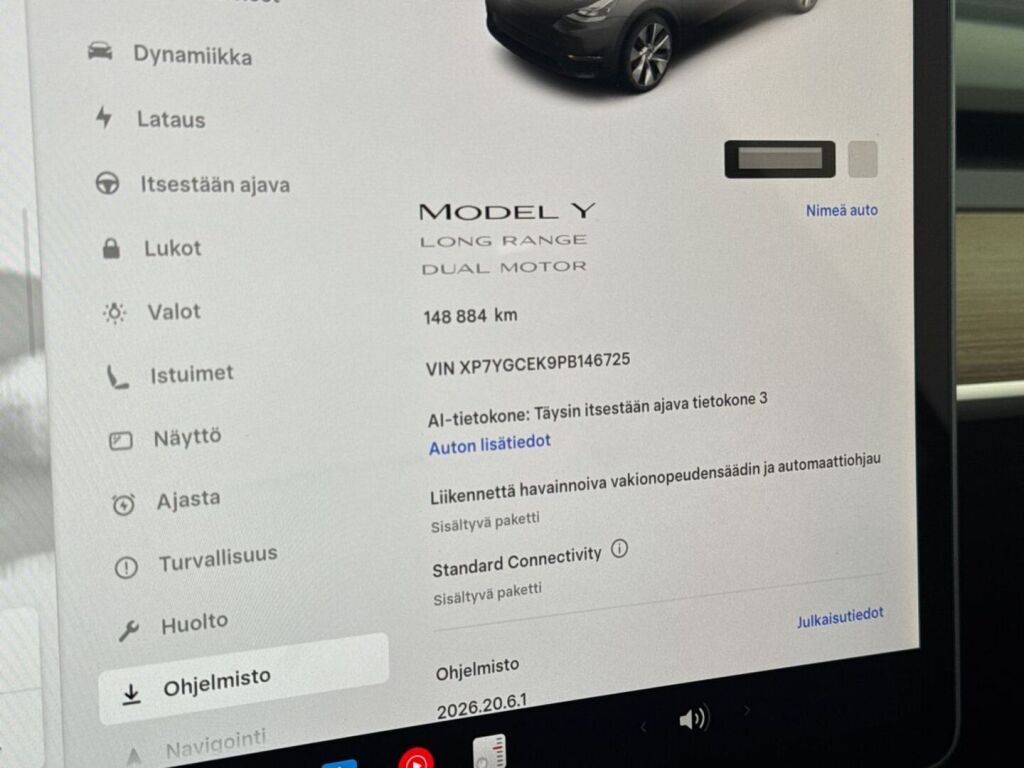 Tesla Model Y 2023 Musta