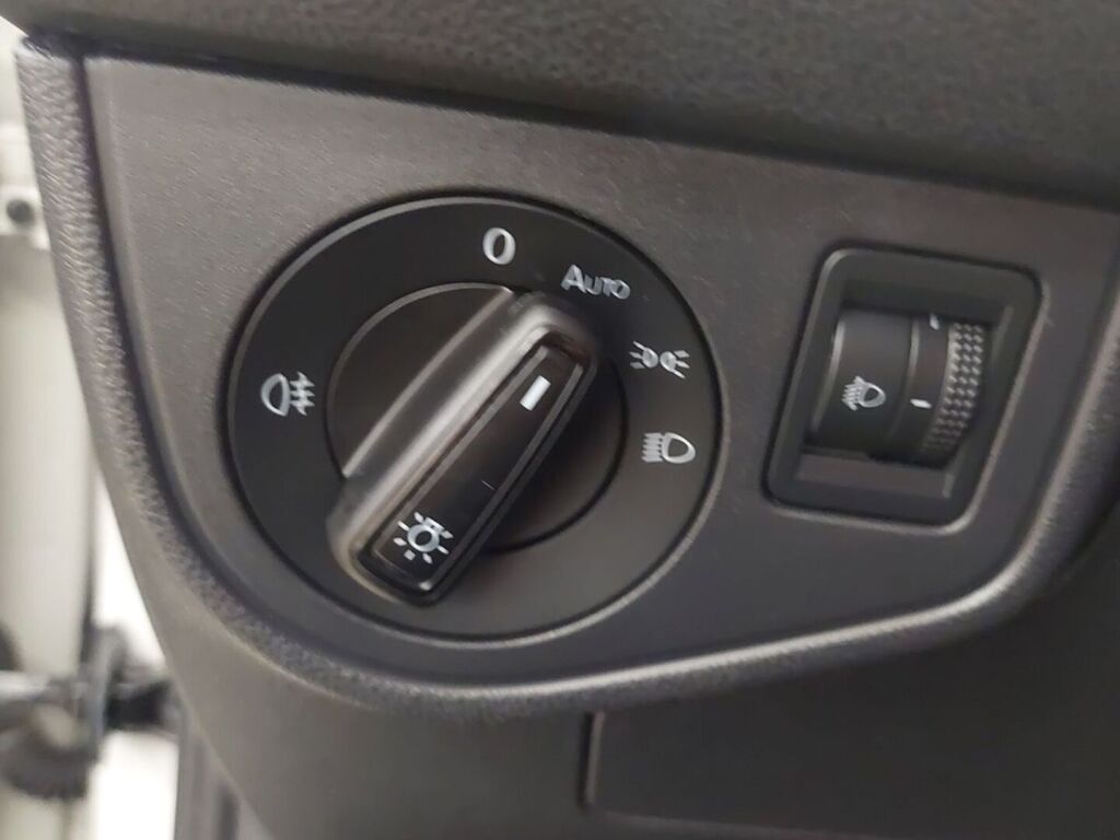 Volkswagen Taigo 2023 Harmaa
