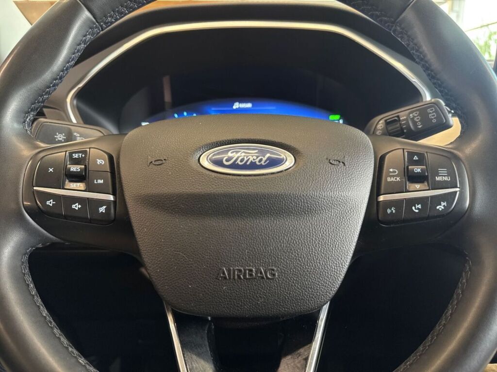 Ford Kuga 2023 Sininen