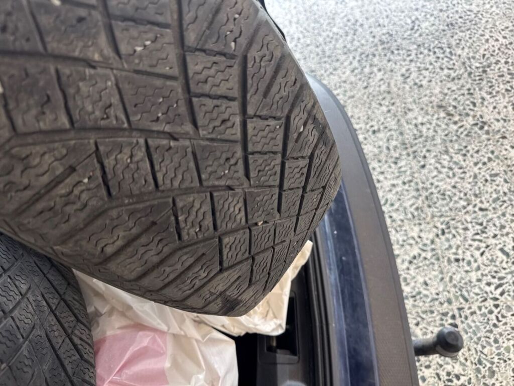 Ford Kuga 2023 Sininen