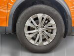 Peugeot e-2008 2023 Oranssi