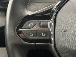 Peugeot e-2008 2023 Oranssi