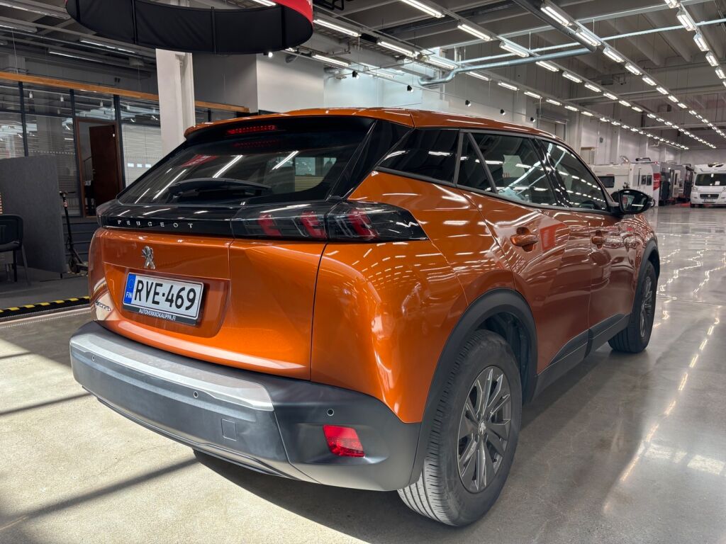 Peugeot e-2008 2023 Oranssi
