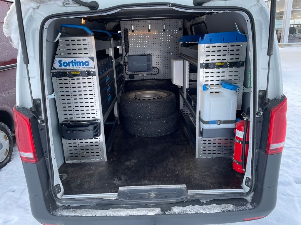 Mercedes-Benz Vito 2023 Valkoinen