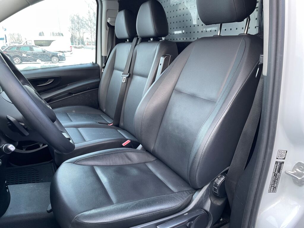 Mercedes-Benz Vito 2023 Valkoinen