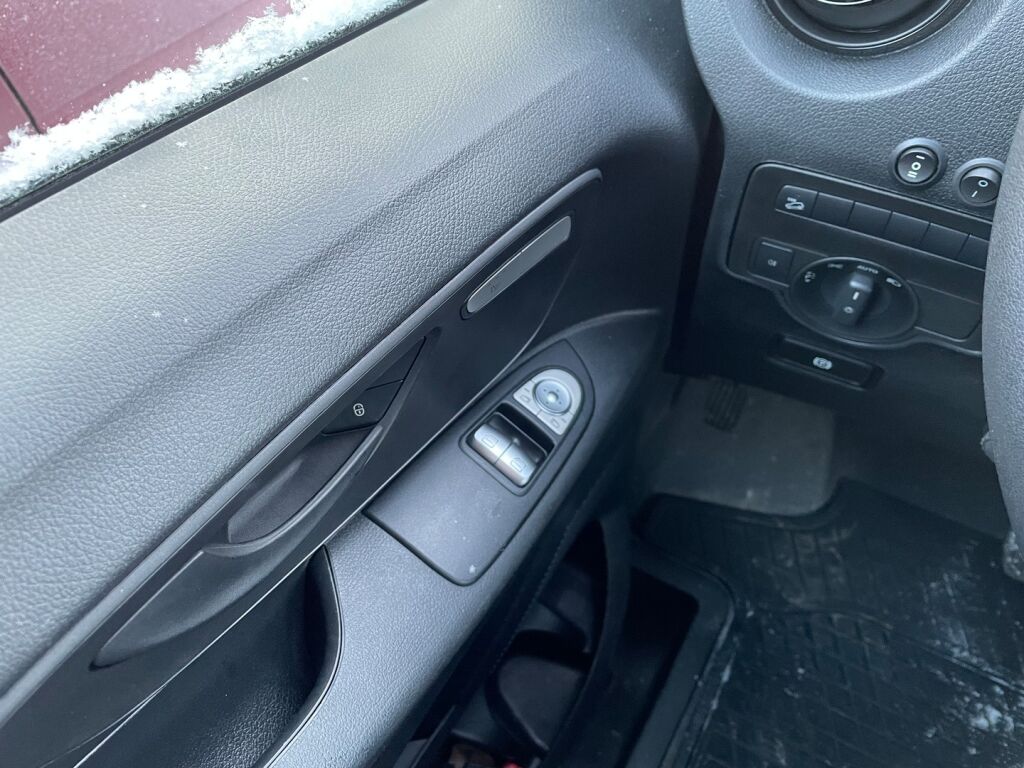 Mercedes-Benz Vito 2023 Valkoinen