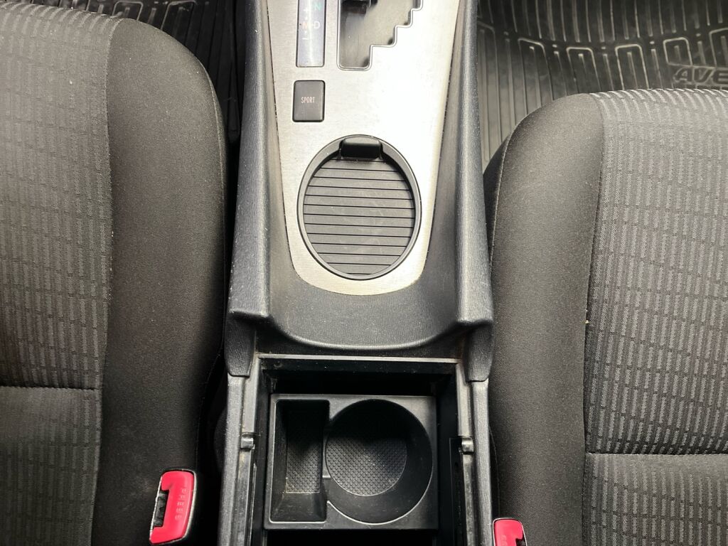 Toyota Avensis 2010 Sininen