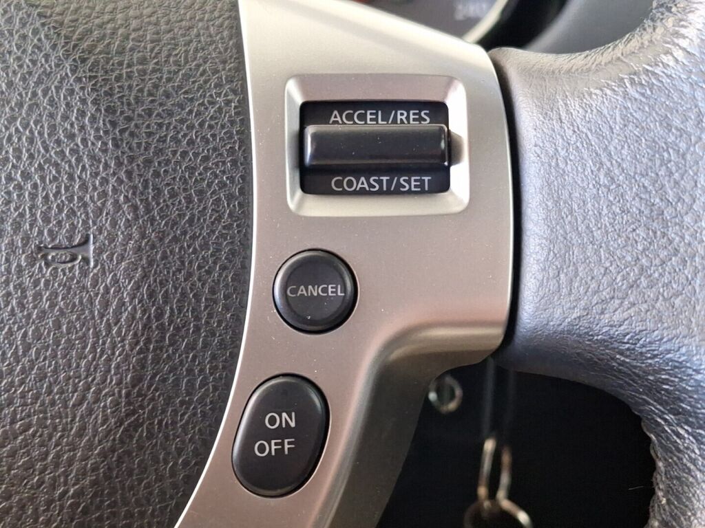 Nissan Qashqai 2010 Musta