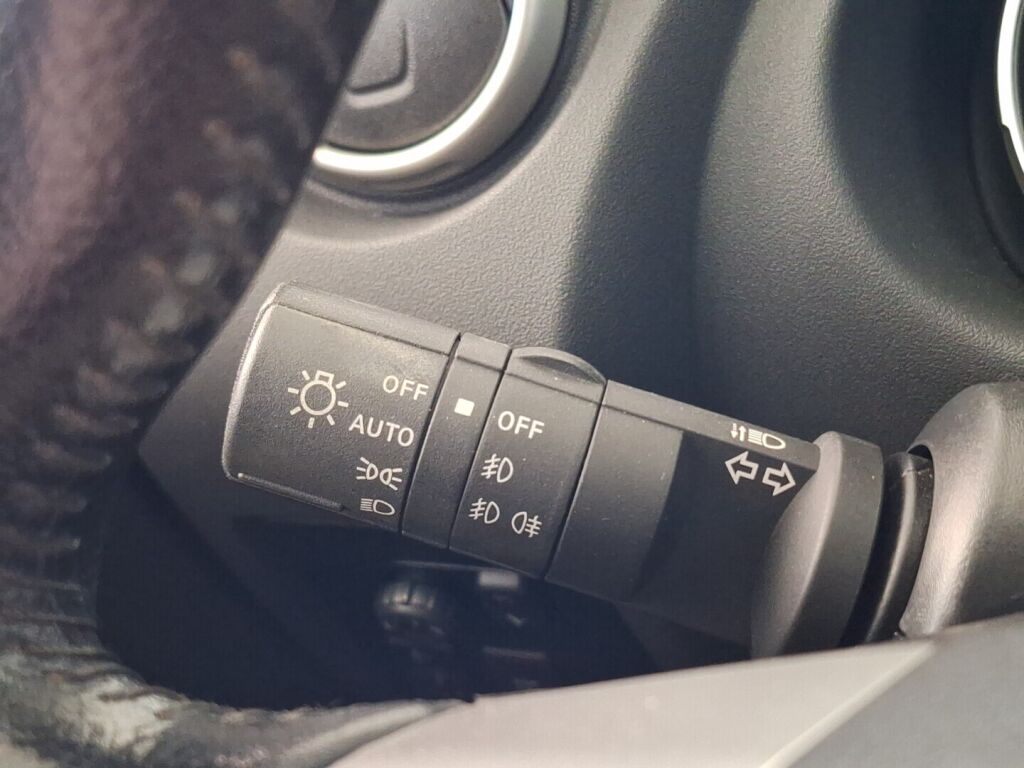 Nissan Qashqai 2010 Musta