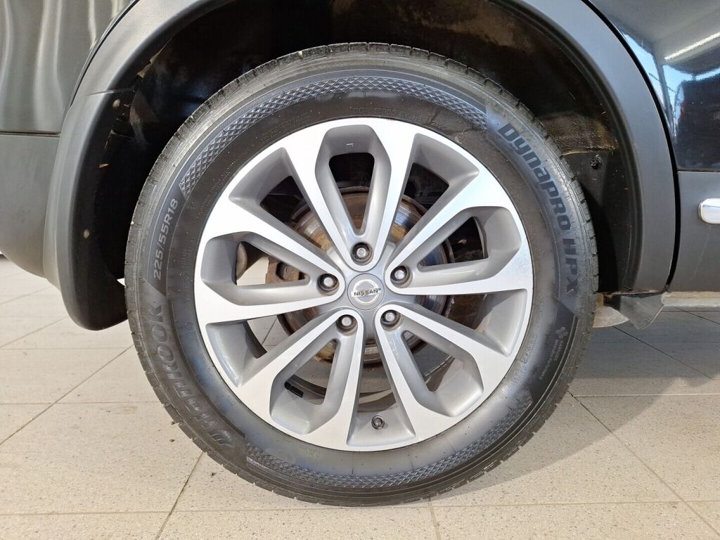 Nissan Qashqai 2010 Musta