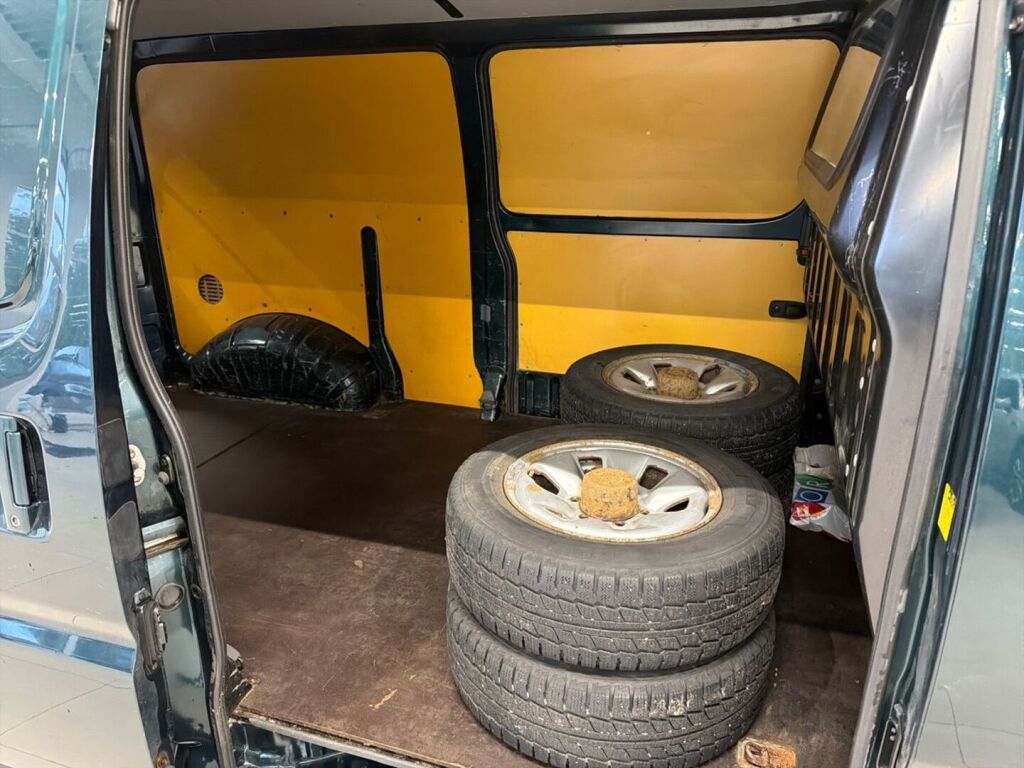 Toyota Hiace 2010 Vihreä