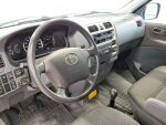 Toyota Hiace 2010 Vihreä