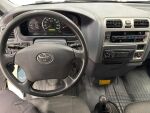 Toyota Hiace 2010 Vihreä