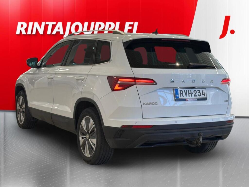Skoda Karoq 2024 Valkoinen