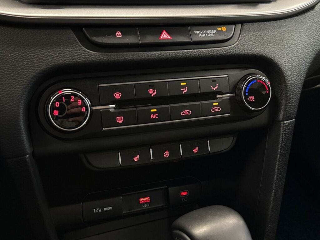 Kia Ceed 2023 Harmaa