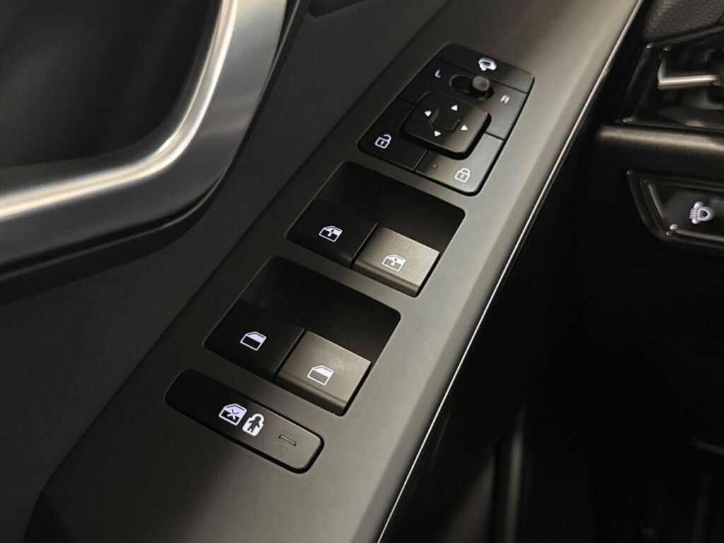 Kia Niro 2025 Valkoinen