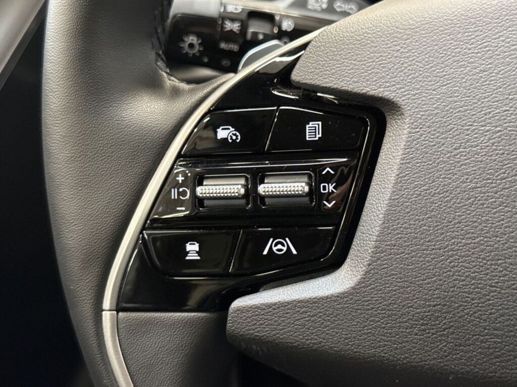 Kia Niro 2025 Valkoinen