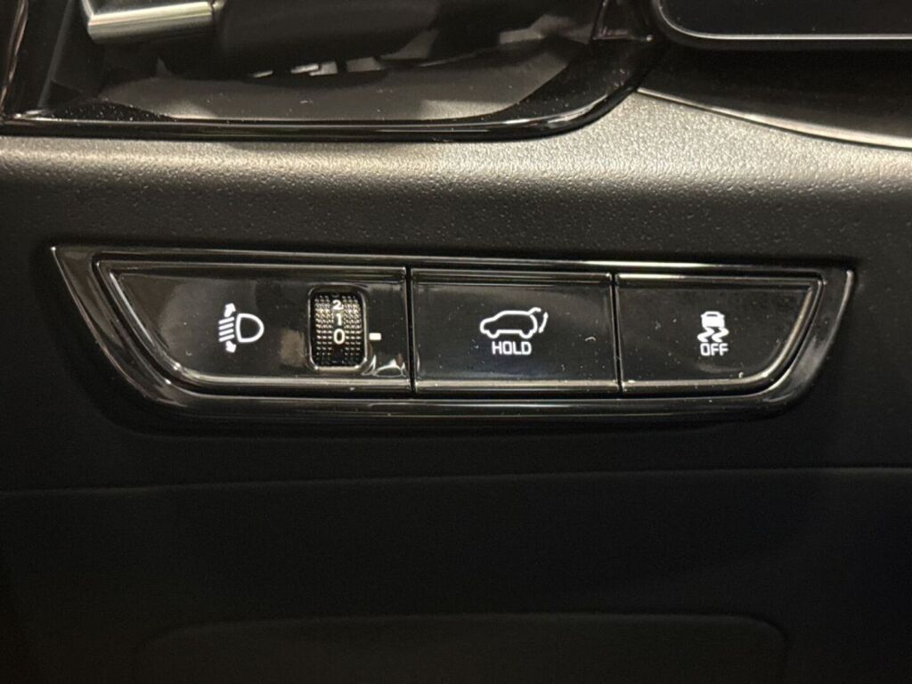 Kia Niro 2025 Valkoinen