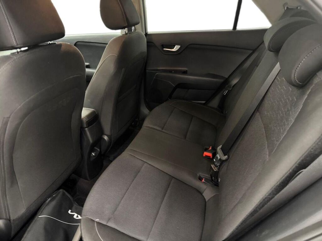 Kia Rio 2024 Harmaa