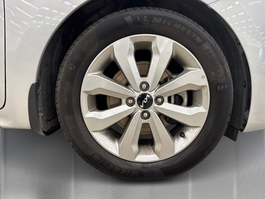 Kia Rio 2024 Harmaa