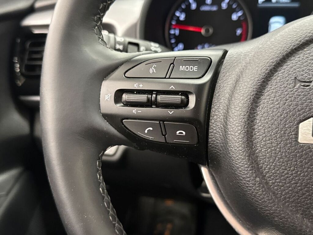 Kia Rio 2024 Harmaa