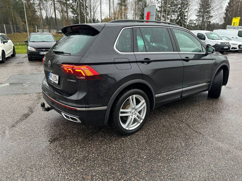 Volkswagen Tiguan 2023 Musta