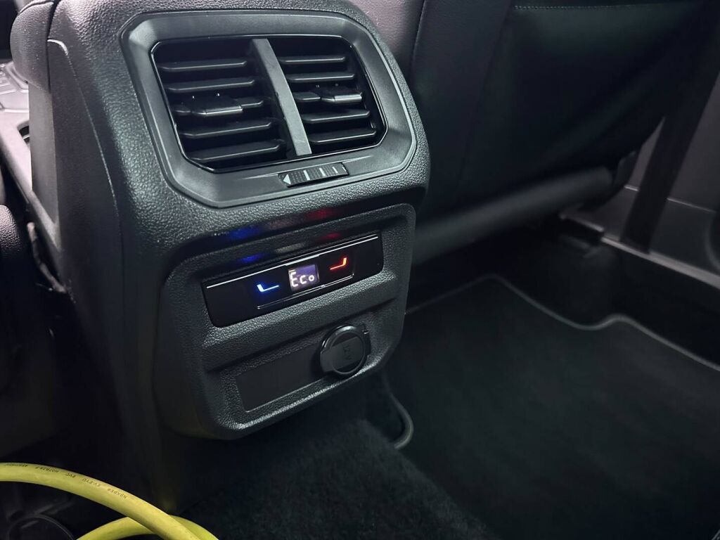 Volkswagen Tiguan 2023 Musta