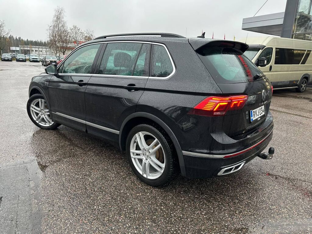 Volkswagen Tiguan 2023 Musta