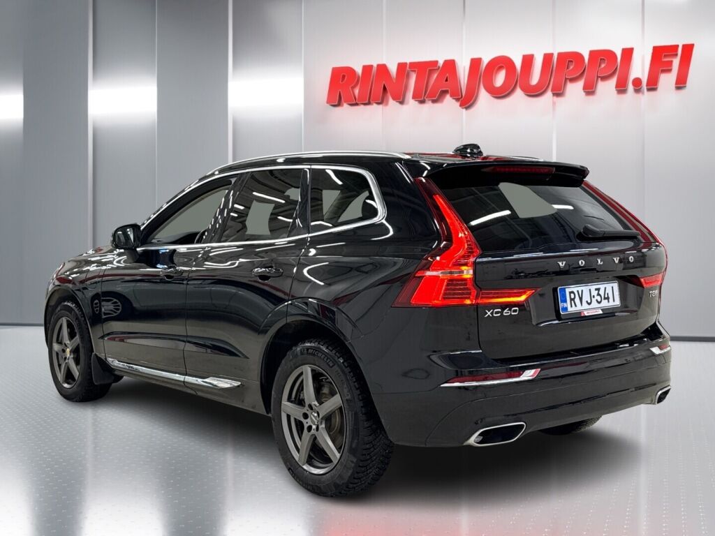 Volvo XC60 2019 Musta