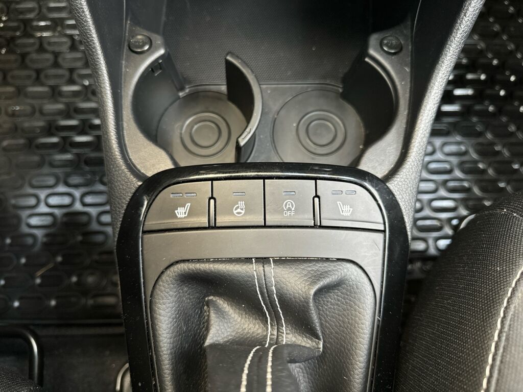 Kia Picanto 2023 Musta