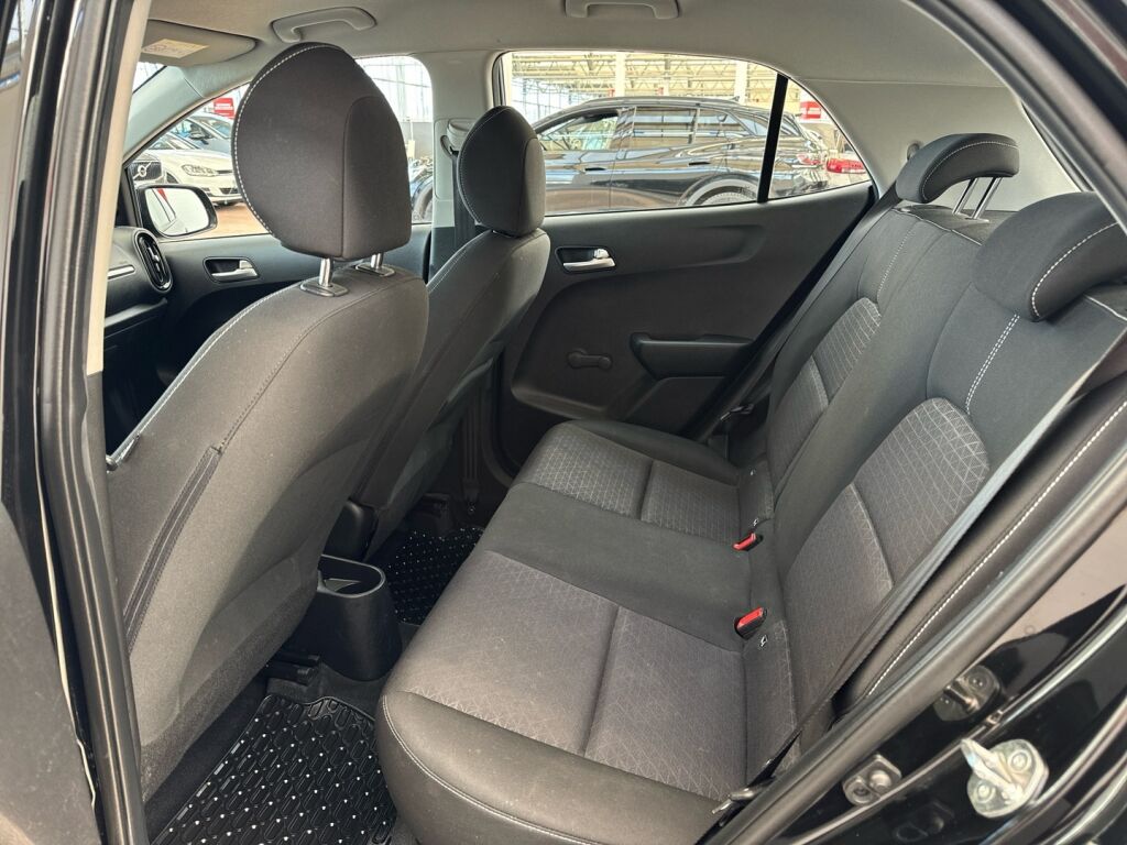 Kia Picanto 2023 Musta