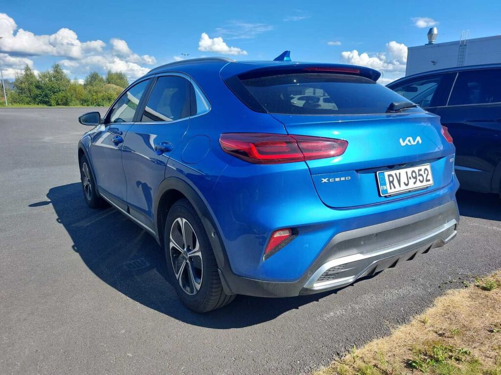 Kia XCeed 2023 Sininen