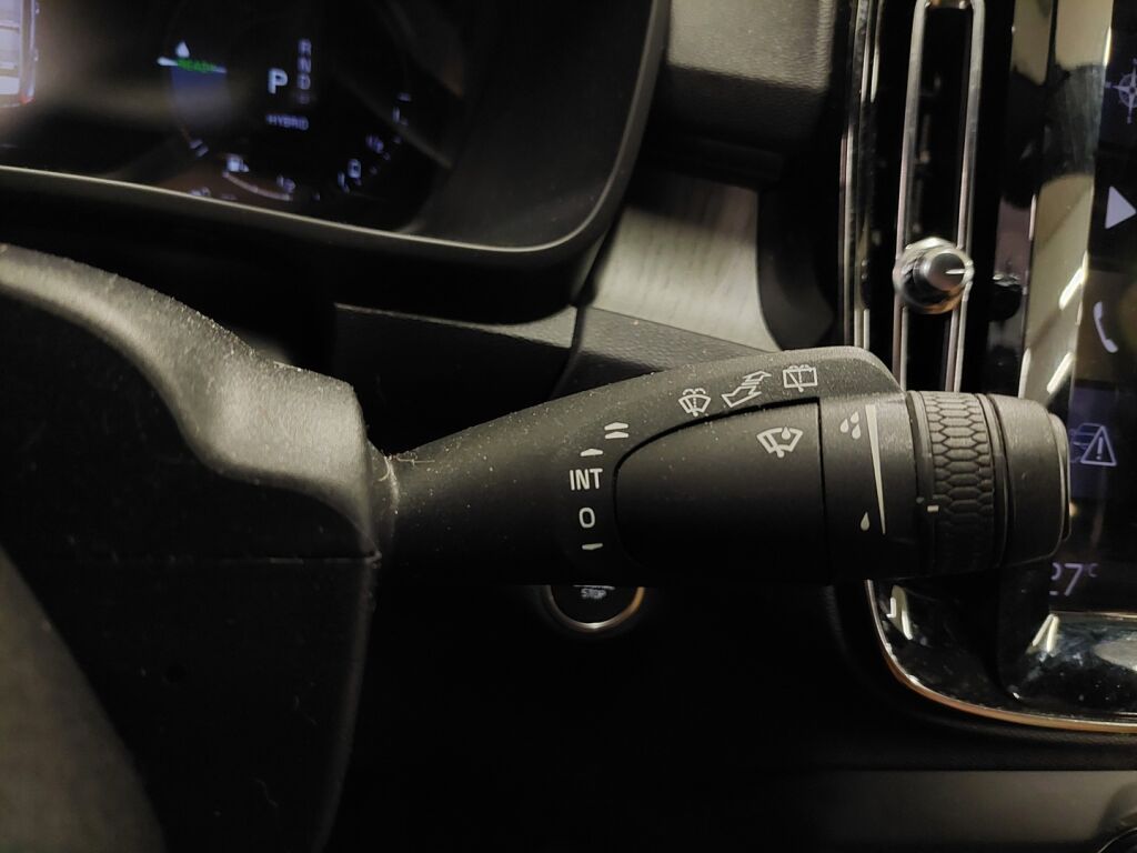 Volvo XC40 2020 Sininen