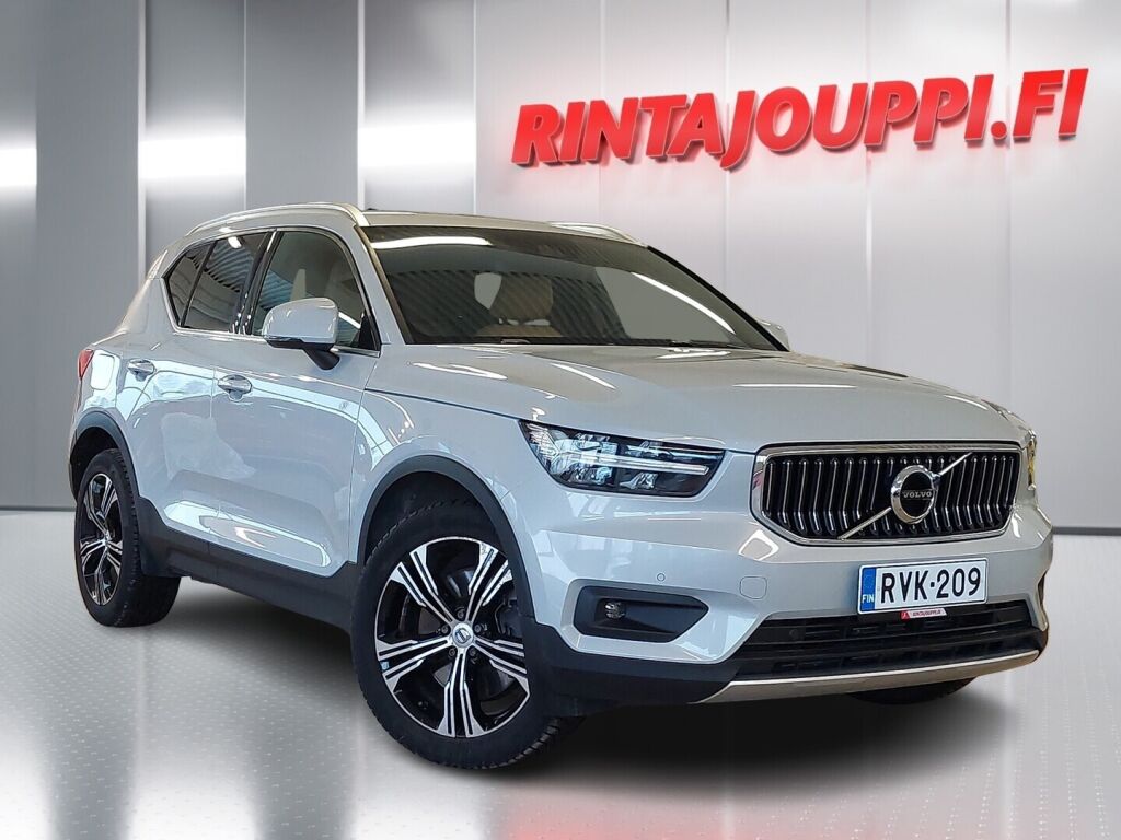 Volvo XC40 2021 Sininen