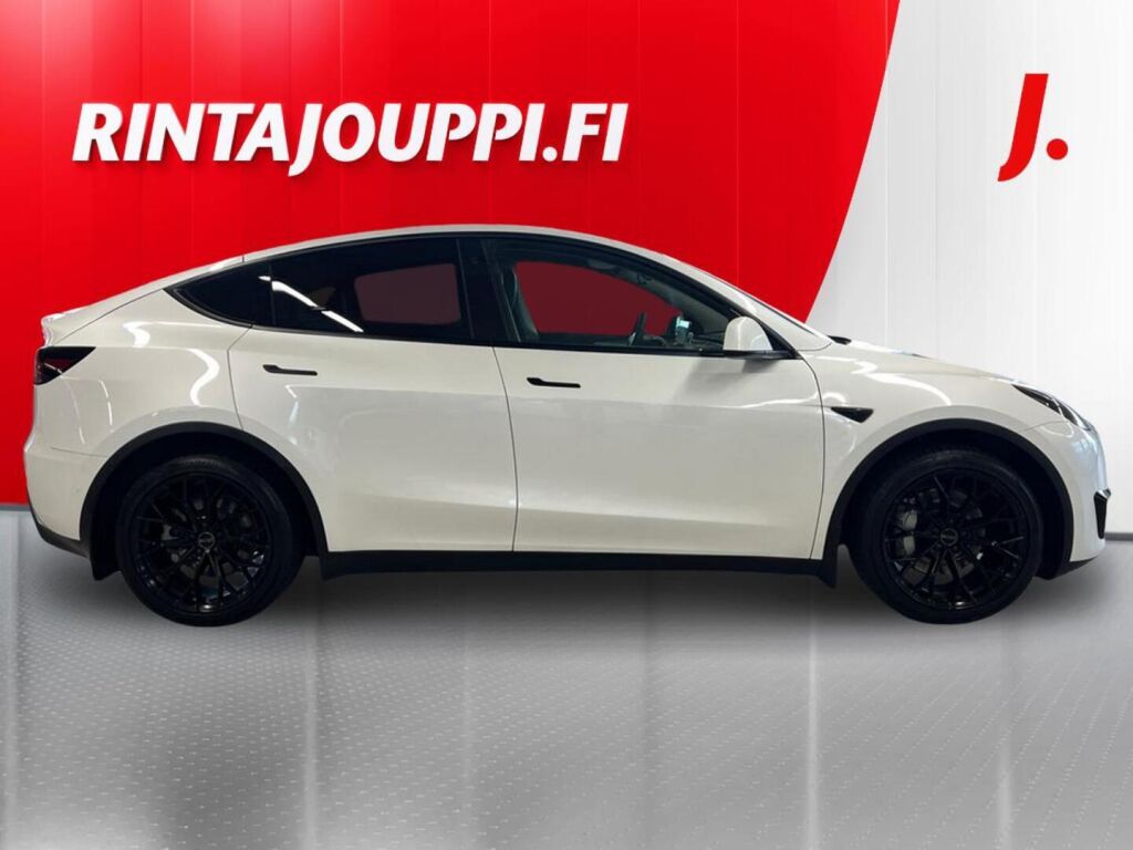 Tesla Model Y Long Range 2022, kuva 7/33