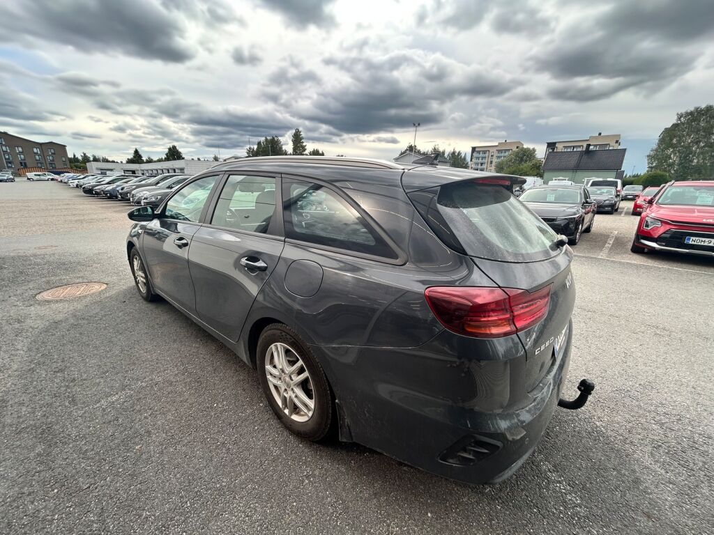 Kia Ceed 2023 Harmaa