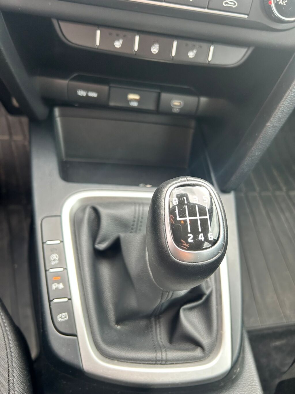 Kia Ceed 2023 Harmaa