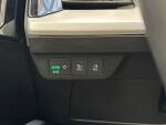 Audi Q4 e-tron 2024 Valkoinen metalli(Glacier White)