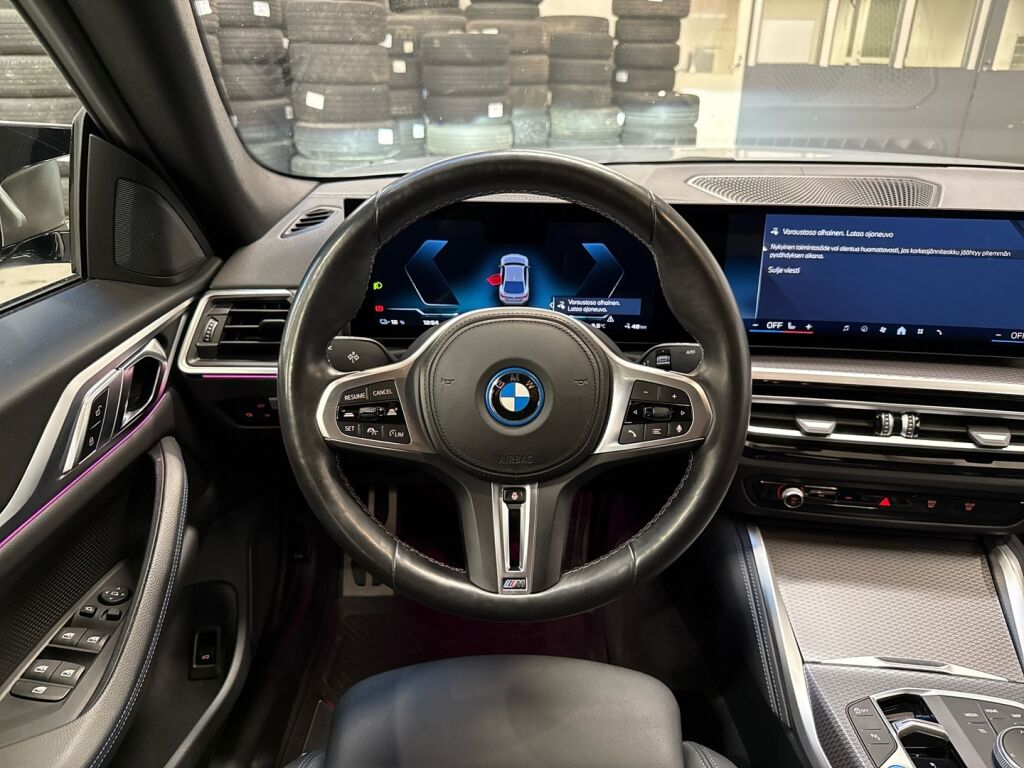 BMW i4 2023 Harmaa