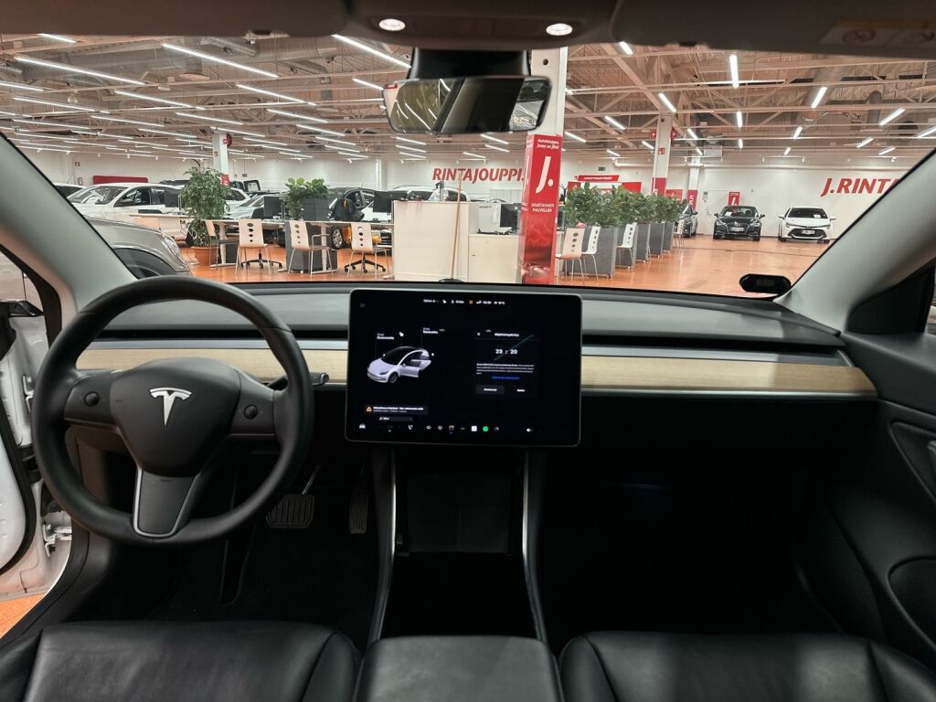 Tesla Model 3 2020 Valkoinen